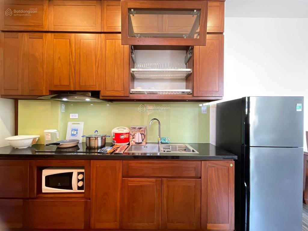 Cho thuê căn chdv full đồ 01 ngủ 01 khách mới ở phố đi bộ trịnh công sơn, nhật tân, tây hồ