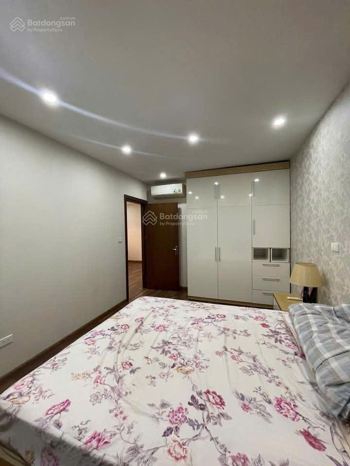 Vợ chồng em muốn bán căn hộ chung cư n03t5 ngoại giao đoàn 102m2 (3pn) giá chỉ 8,6 tỷ sổ đỏ