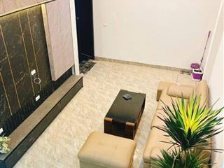 Bán nhà quận Tây Hồ - đường Thụy Khuê – gần oto – 6 tầng- sổ 30m2 – có thang máy – giá 7,6 tỷ.