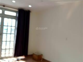 Bán đất tặng nhà 3 tầng, dt 5,5 x 19m, công nhận 105 m2 giá chỉ 66 triệu/m2