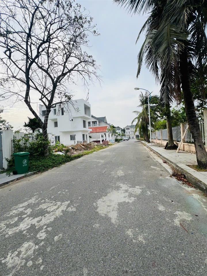 Biệt thự 290m2 x 3 tầng sân cổng khu mê linh  anh dũng. giá 15,8 tỷ (thoả thuận)