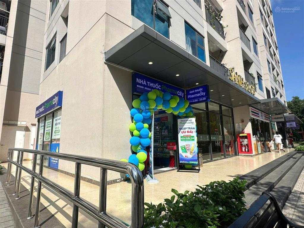 Rẻ nhất  cho thuê shop s1.06, dt 50m2  chỉ 12tr/th  khu đông đúc, sầm uất  pk rainbow vhgp