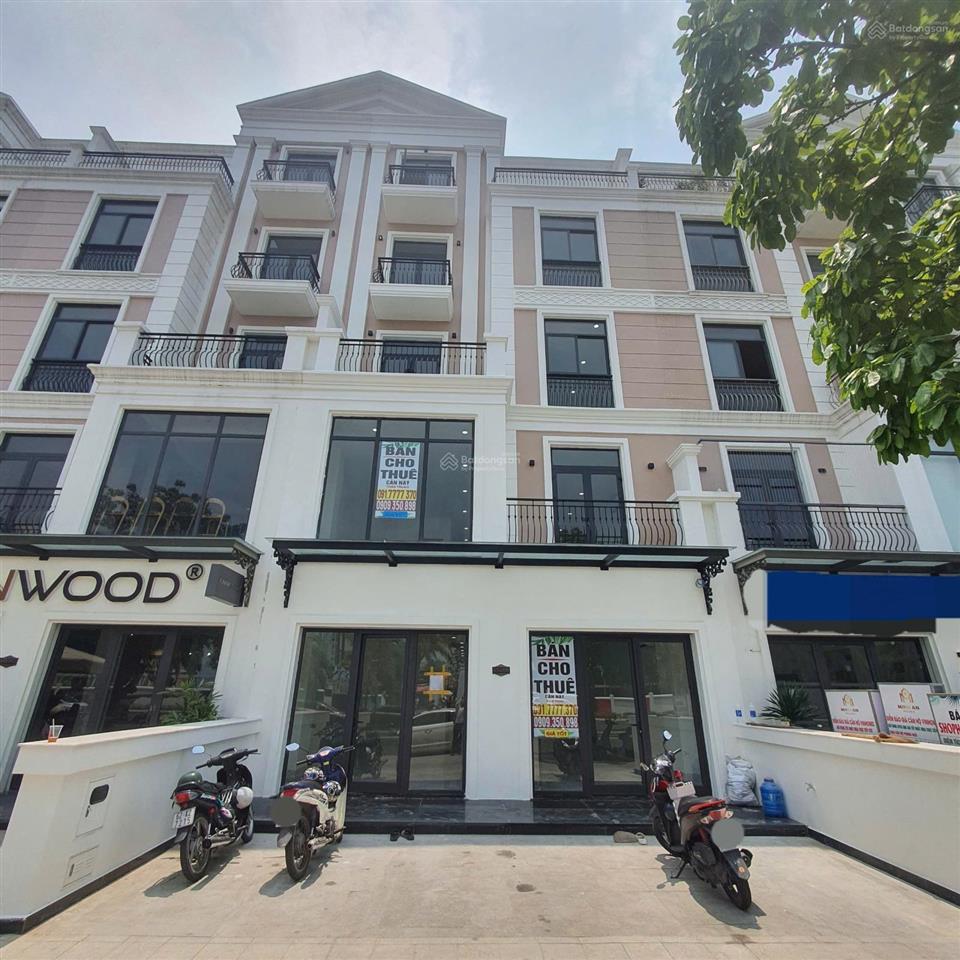 Thuê nhà 6 tầng 176m2 (8x22) hoàn thiện tm + ml  mt đường nxlp đối diện vinschools  vinhomes q9