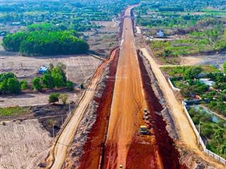 Mặt tiền đường 32mcần bán 2 lô 400m2 giá 650tr chính chủ