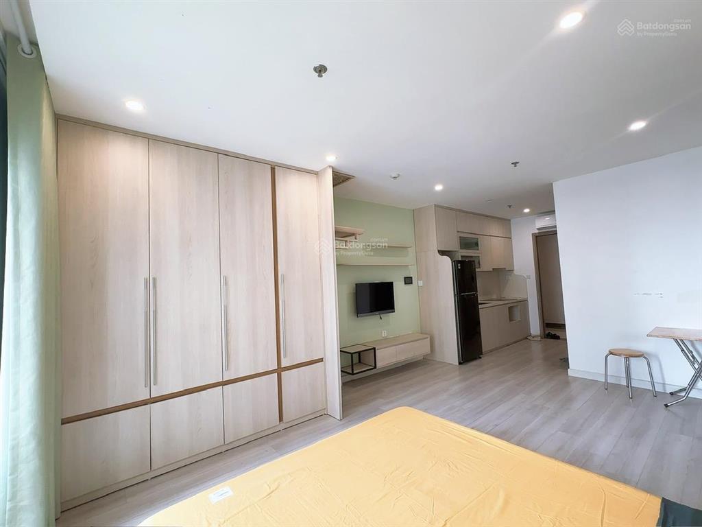 Chính chủ cần bán căn hộ studio 39m2 tại vinhomes ocean park 1  gia lâm  hà nội. giá 2,1 tỷ