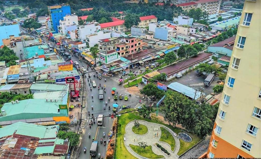 Cho thuê mặt tiền, đường tô ký, phường tân chánh hiệp. tp hồ chí minh, 7,4 m x 35,5 m, không lụt