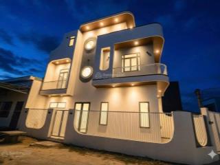 Bán căn nhà 3 mê, hai mặt tiền đường cao xuân huy khu dân cư phường bùi thị xuân  tp quy nhơn