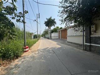 Đất đường xương cá 1 (ngô quang thắm đi vào) gần trường quốc tế mỹ ais.