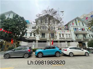 Chính chủ cần bán nhà vườn khu c, 200m2 vị trí cách mặt đường lê trọng tấn chỉ 50m kinh doanh tốt .