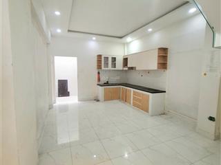 4x16m  sân để xe  nhà thuê hẻm xe hơi thông dương đức hiền  tân phú giá 10 triệu