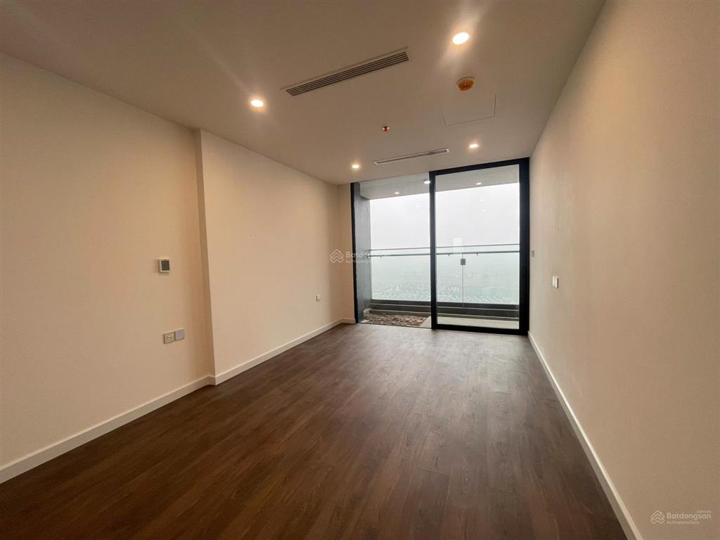 Cần bán căn 3 ngủ tầng cao view lotte hồ tây và công viên ciputra bao giá tốt nhất thị trường