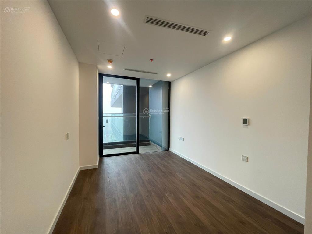 Cần bán căn 3 ngủ tầng cao view lotte hồ tây và công viên ciputra bao giá tốt nhất thị trường