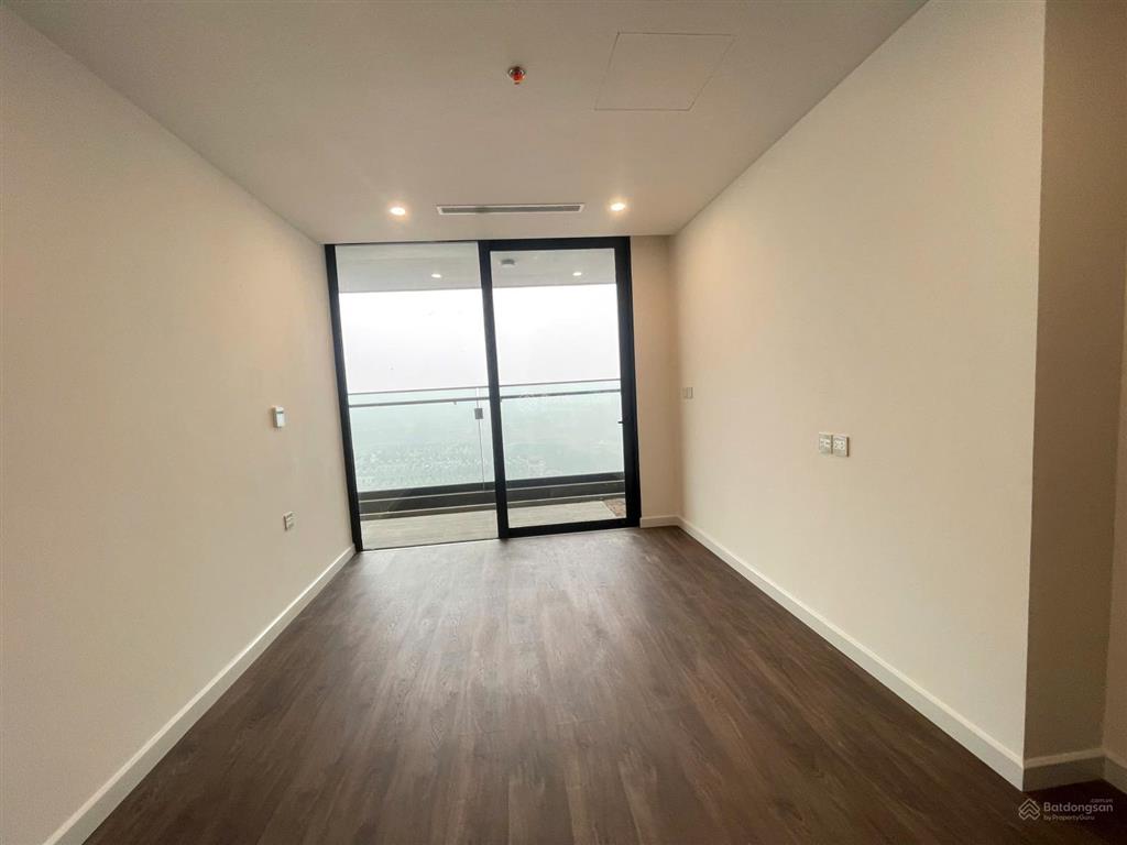 Cần bán căn 3 ngủ tầng cao view lotte hồ tây và công viên ciputra bao giá tốt nhất thị trường