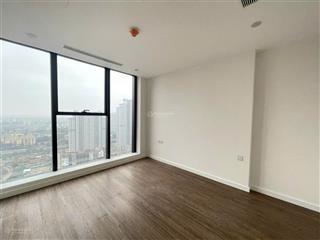 Bán căn góc tầng cao view sân golf 3n sunshine city 104m2  2 ban công thoáng  9,3 tỷ