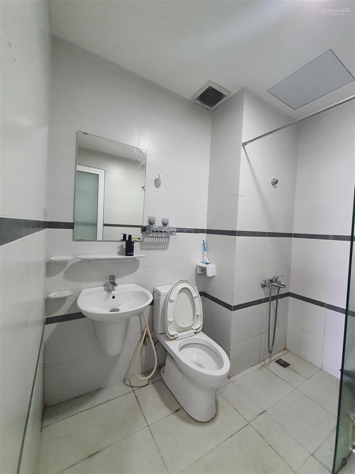 Cho thuê căn hộ 75m2 gần ngay nguyễn tri phương q.5, giá 10 triệu