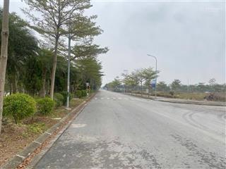 Chính chủ cần tiền bán lô biệt thự vườn hồng view hồ 7ha giá rẻ hơn thị trường