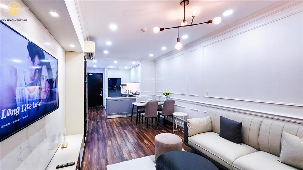 Cho thuê the gold view q4 với căn giá 2pn2wc 19tr