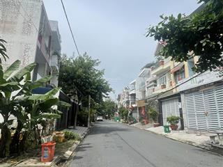 Gấp gấp gấp .. chủ gửi bán lô đất 5x20m đường rộng 12m, ngay ql13 , p .hiệp bình, thủ đức giá 7,2ty