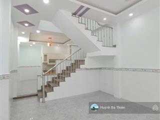 Nhà 1 trệt 1 lầu (54m2) sổ hồng riêng sẵn ngay ngã tư bình phước, thủ đức . giá chỉ 4,6 tỷ.