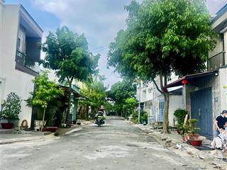 Bán lô đất đường 10m giá rẻ nhất khu