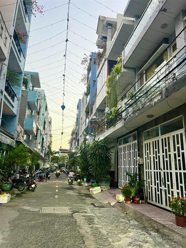 Bán nhà đẹp đường ttn01, quận 12 diện tích 8x10m ngay trường nguyễn thị định