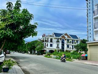 Cho thuê văn phòng mặt tiền đường