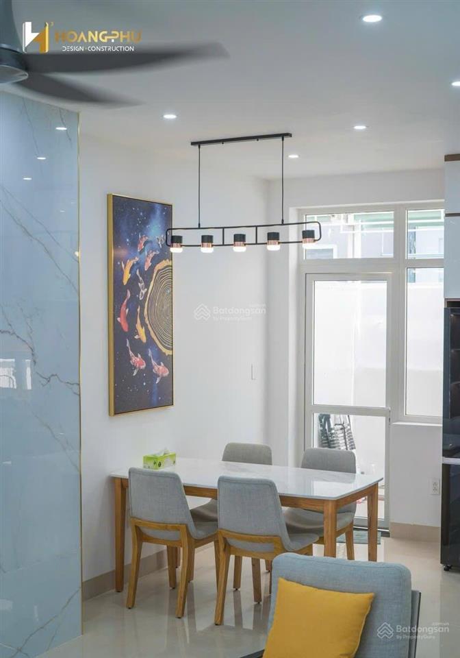 Chính chủ bán nhanh căn nhà phố nội thất giá chuẩn không kê giá, đã có sổ hồng