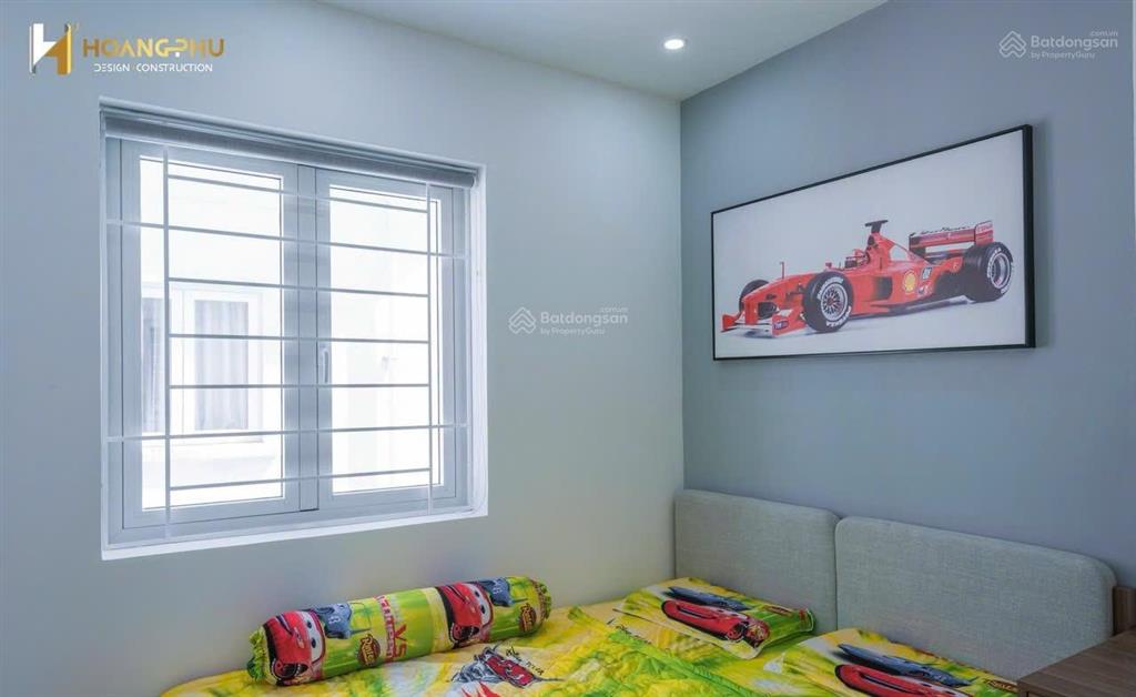 Chính chủ bán nhanh căn nhà phố nội thất giá chuẩn không kê giá, đã có sổ hồng