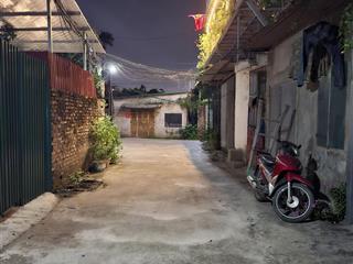 Chính chủ bán nhà đông ngạc 1. ngoài đê. 80m x 5 1 ngủ 1 khách. ô tô vào nhà. trong khu dân cư