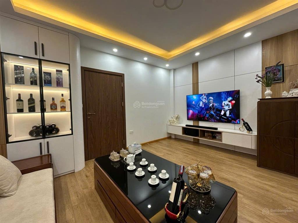 Bán nhà cuối đường an dương vương 66m2 x 5 tầng ô tô tránh thang máy, full đồ, nhà mới đẹp ở ngay