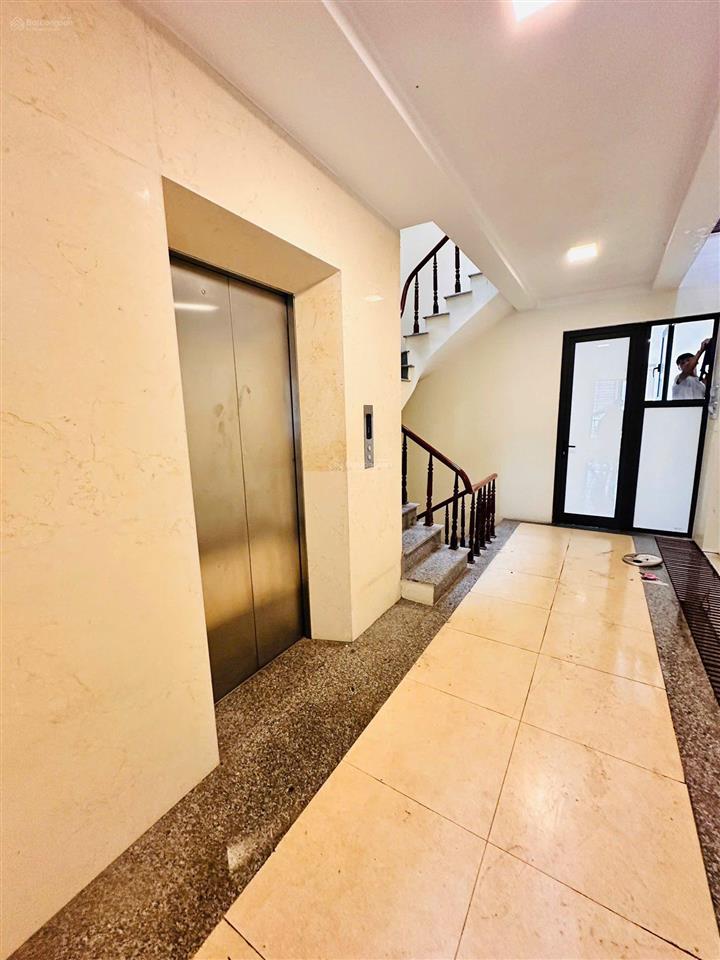Xuân la, tây hồ, mặt ngõ kinh doanh ô tô, thang máy, dt 82m2, 6 tầng 1 tum giá 28.5 tỷ có tl