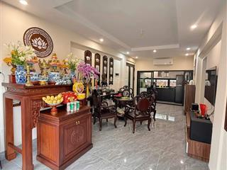 Bán căn hộ tập thể dầu khí 133 thái thịnh dt 70m2, 2 ngủ full nt. giá 4.6 tỷ sổ cc  đống đa
