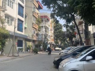 Vĩnh phúc, ba đình! mặt phố, lô góc 2 mặt ô tô tránh, kd sầm uất, dt 93m2, 5 tầng, mt 10m  42 tỷ