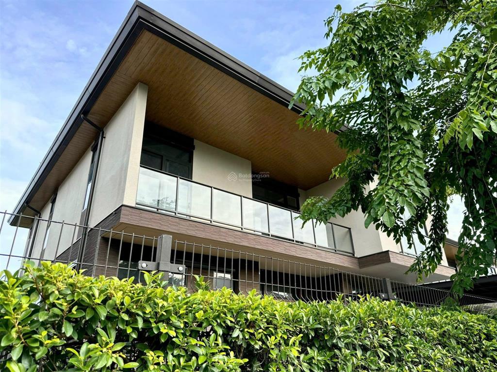 Chủ cần tiền bán gấp dinh thự 400m2 siêu đẹp giá tốt nhất tại waterpoint, 0933 068 ***