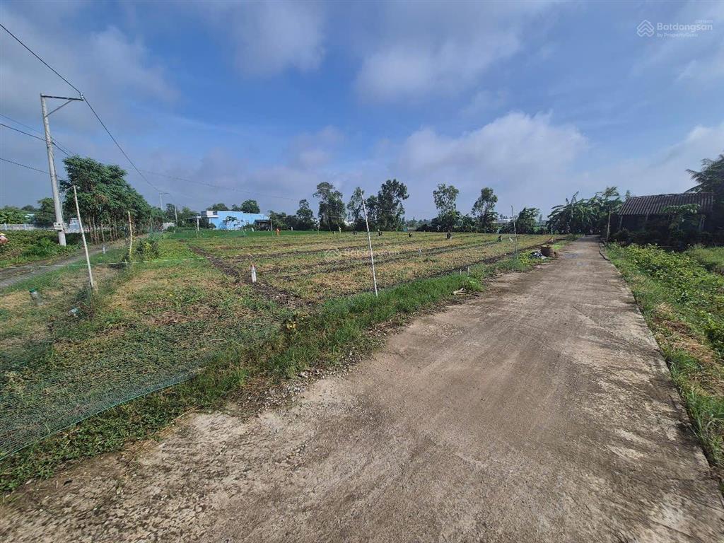 265 triệu 5,5m x 27 (có 100 thổ cư) đất tại xã bình phú, gò công tây, tiền giang