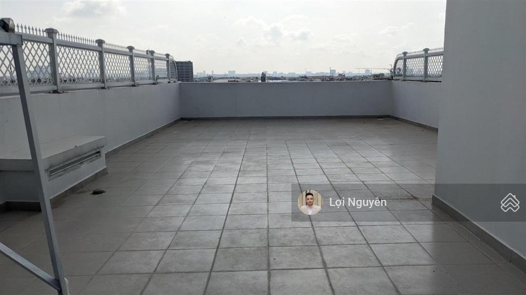 Bán nhà góc ngã tư đường 32 & đinh thị thi  vị trí vàng trung tâm kđt vạn phúc.