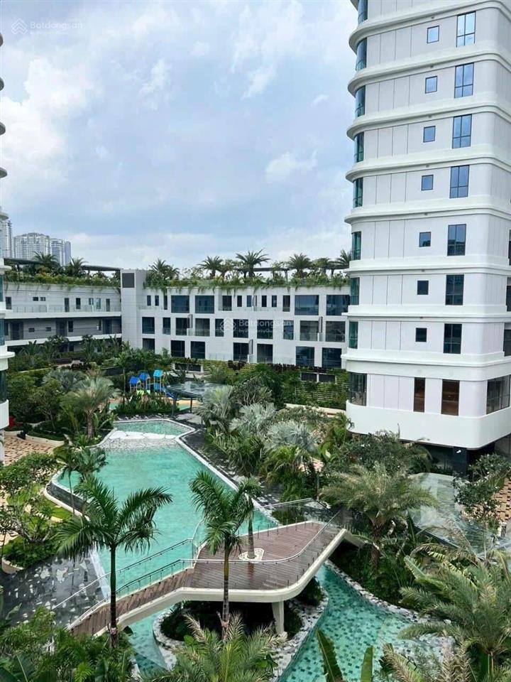 Bán căn 4pn  zeit river  dt 201m2. view sông sg vĩnh viễn.  0938 960 *** hằng