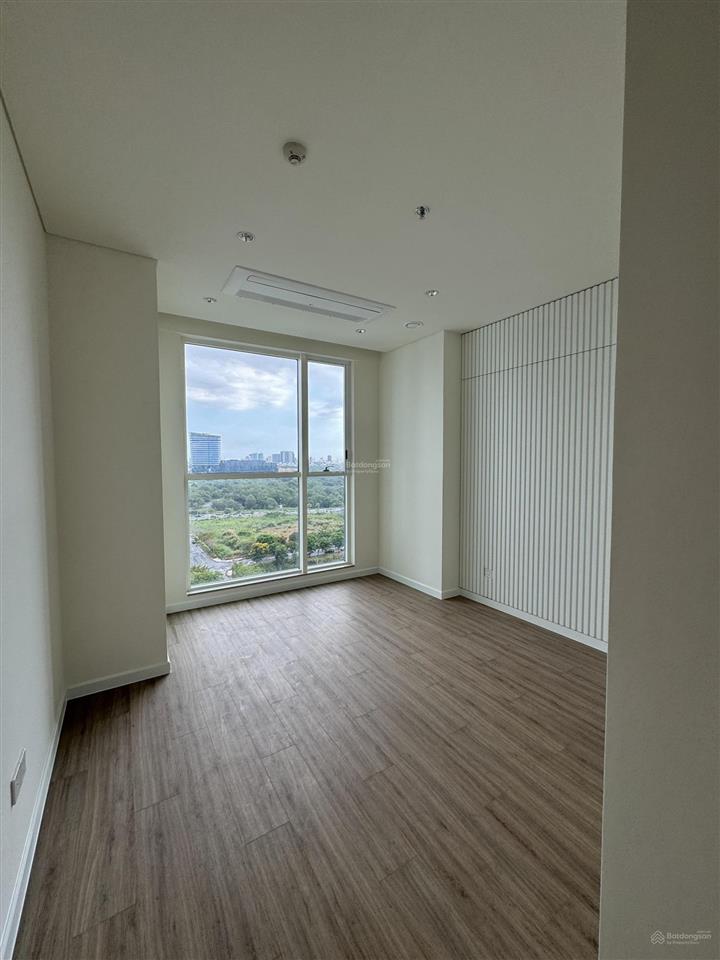 Bán gấp căn hộ 2pn, 97m2 tại thu thiem zeit river, giá tốt chỉ 17,999 tỷ.  0938 960 *** hằng