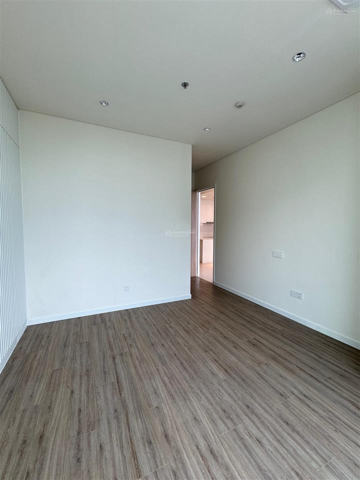 Bán gấp căn hộ 2pn, 97m2 tại thu thiem zeit river, giá tốt chỉ 17,999 tỷ.  0938 960 *** hằng