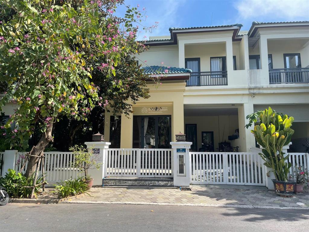 Bán mặt tiền đường vườn lài, 5x26m, nhà trệt đang cho thuê 15 tr/tháng  0988 504 ***