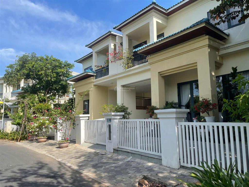 Bán mặt tiền đường vườn lài, 5x26m, nhà trệt đang cho thuê 15 tr/tháng  0988 504 ***