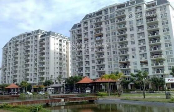 Cần bán nhanh căn hộ cảnh viên 1 nhà nát view công viên.  0919 331 *** em an