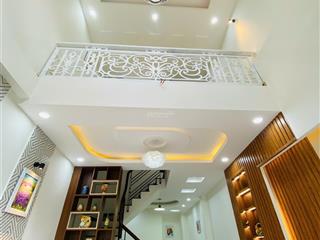 Nhà đẹp 3 lầu đúc hẻm ba gác thông thiết kế hiện đại