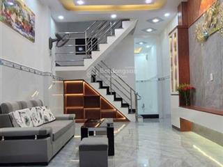 Nhà đẹp 2 lầu đúc hẻm an ninh vô gần đường