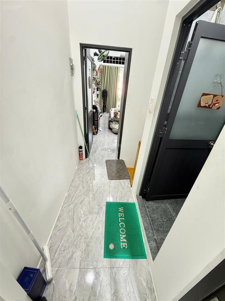 Nhà đẹp giá tốt hẻm ba gác an ninh