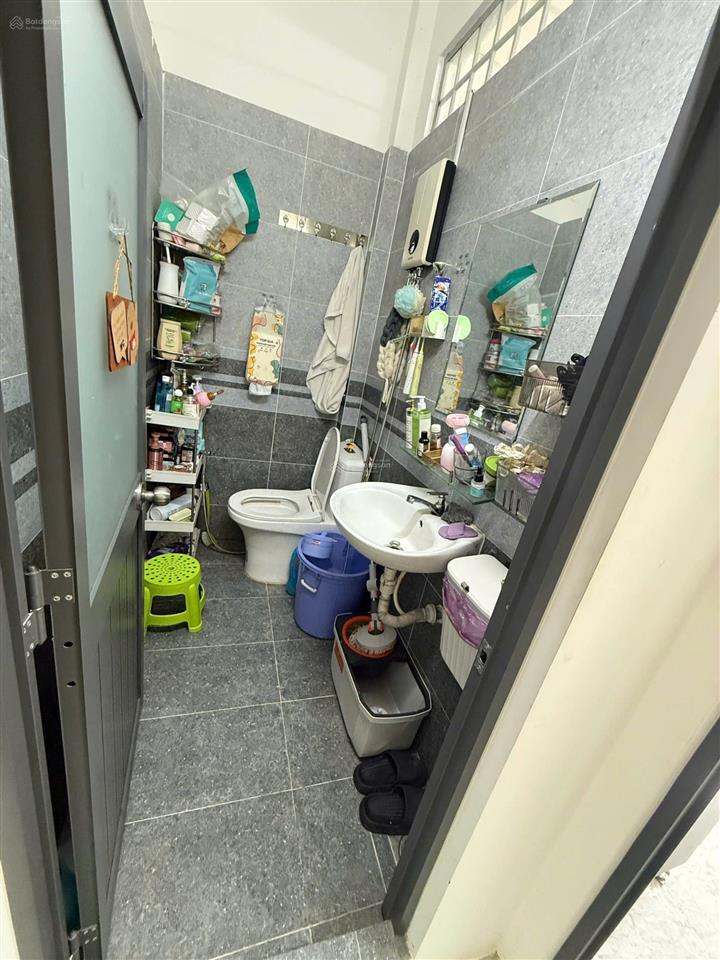 Nhà đẹp giá tốt hẻm ba gác an ninh