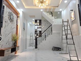 Nhà mới 2 lầu 4 pn hẻm bình đông p15 quận8