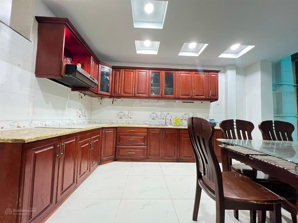 Bán nhà trong khu cư xá lữ gia diện tích 4x15m hầm trệt lửng 2 lầu st giá 14.5 tỷ tl