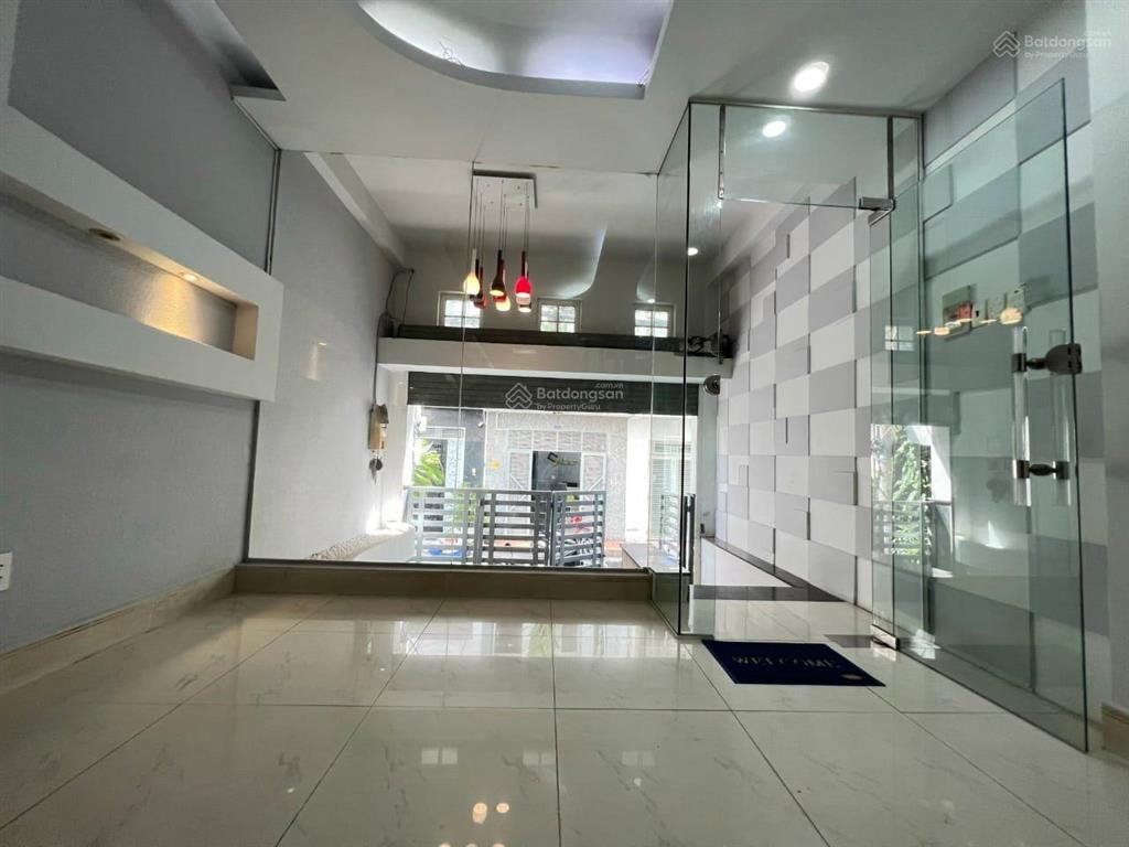 Bán nhà trong khu cư xá lữ gia diện tích 4x15m hầm trệt lửng 2 lầu st giá 14.5 tỷ tl