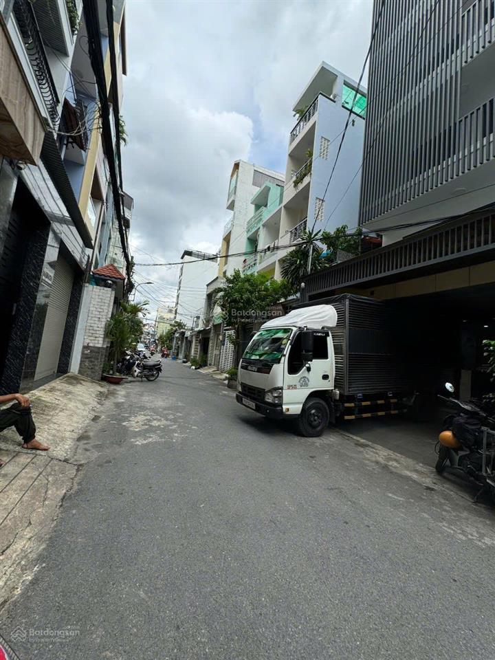 Bán tòa nhà căn hộ dịch vu đường tô hiến thành q10, dt 5.9x20 hầm 6 tầng st, hd thuê khoán 90tr/th